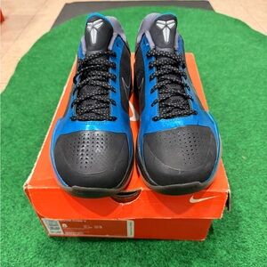 Nike 2010 New Kobe V Dark Knight